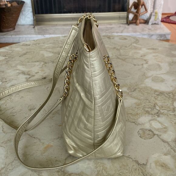 Vintage 80’s Due Fratelli Embossed Monogrammed Leather Chain Strap Shoulder Bag - Picture 6 of 12